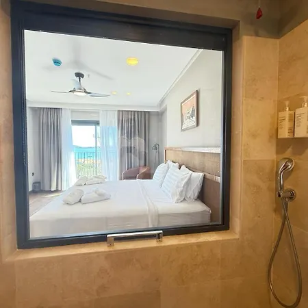 Cunda Kizilca Deluxe & Ayvalı